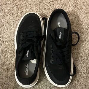 Allbirds Kids Sneakers in Black and White